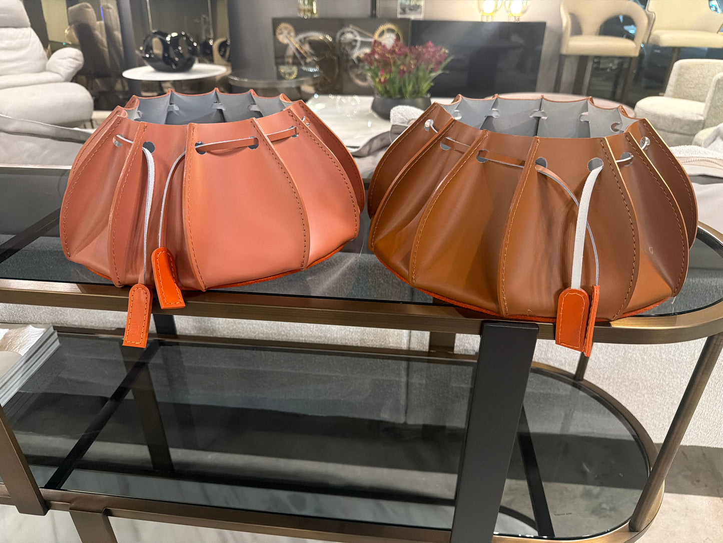 Airnova Leather Plisse Vase Short wide