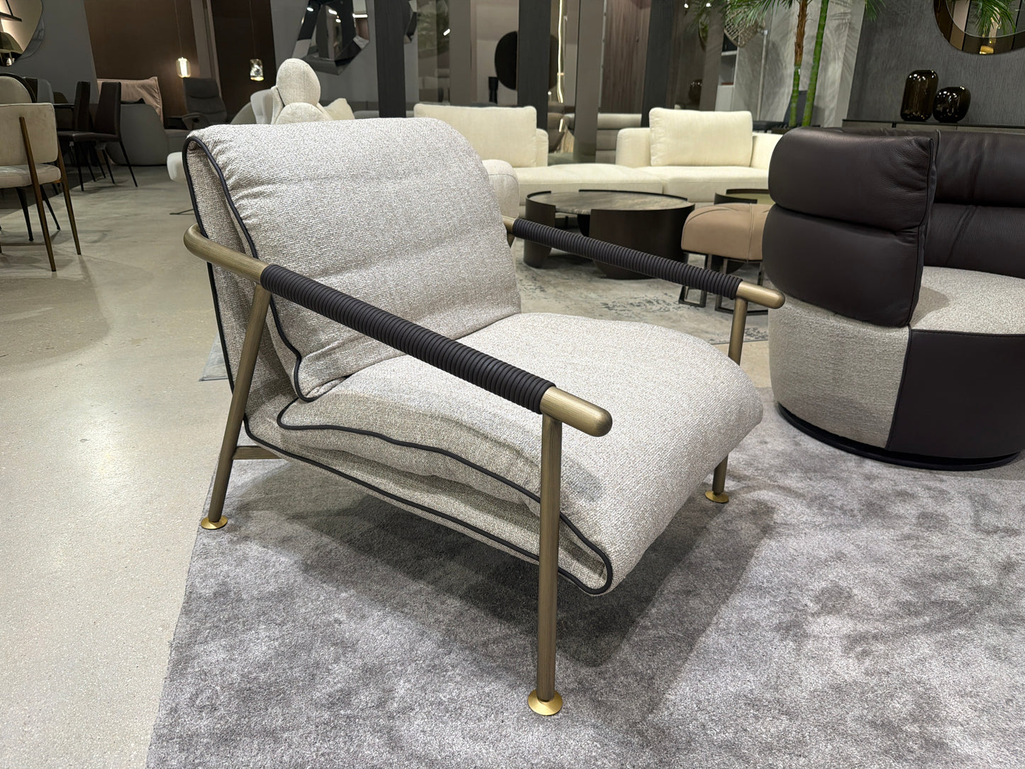 Nicoline Nicole Accent chair