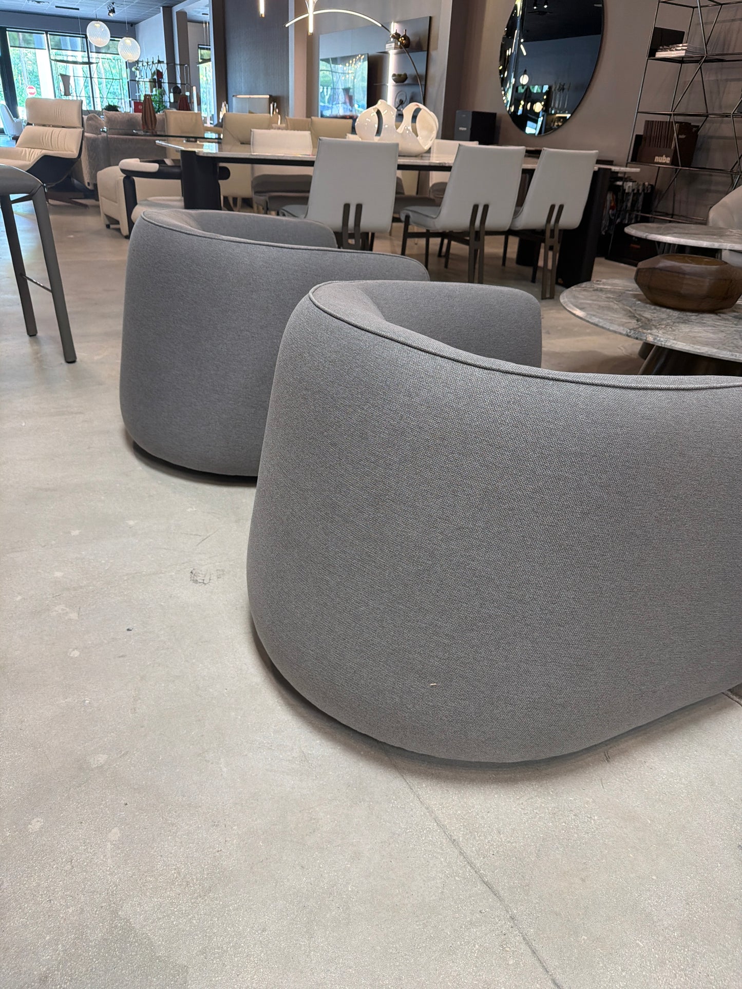 Bontempi Kodi Swivel Arm Chair