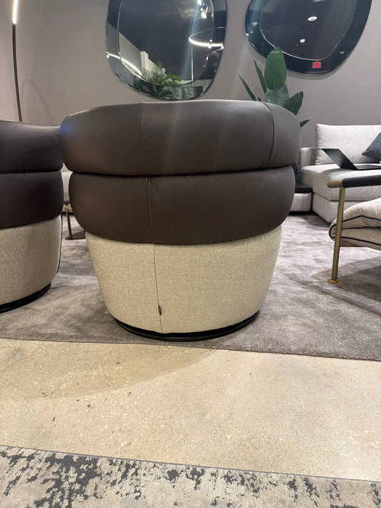 Nicoline Julie Swivel Armchair Leather/Fabric Dual