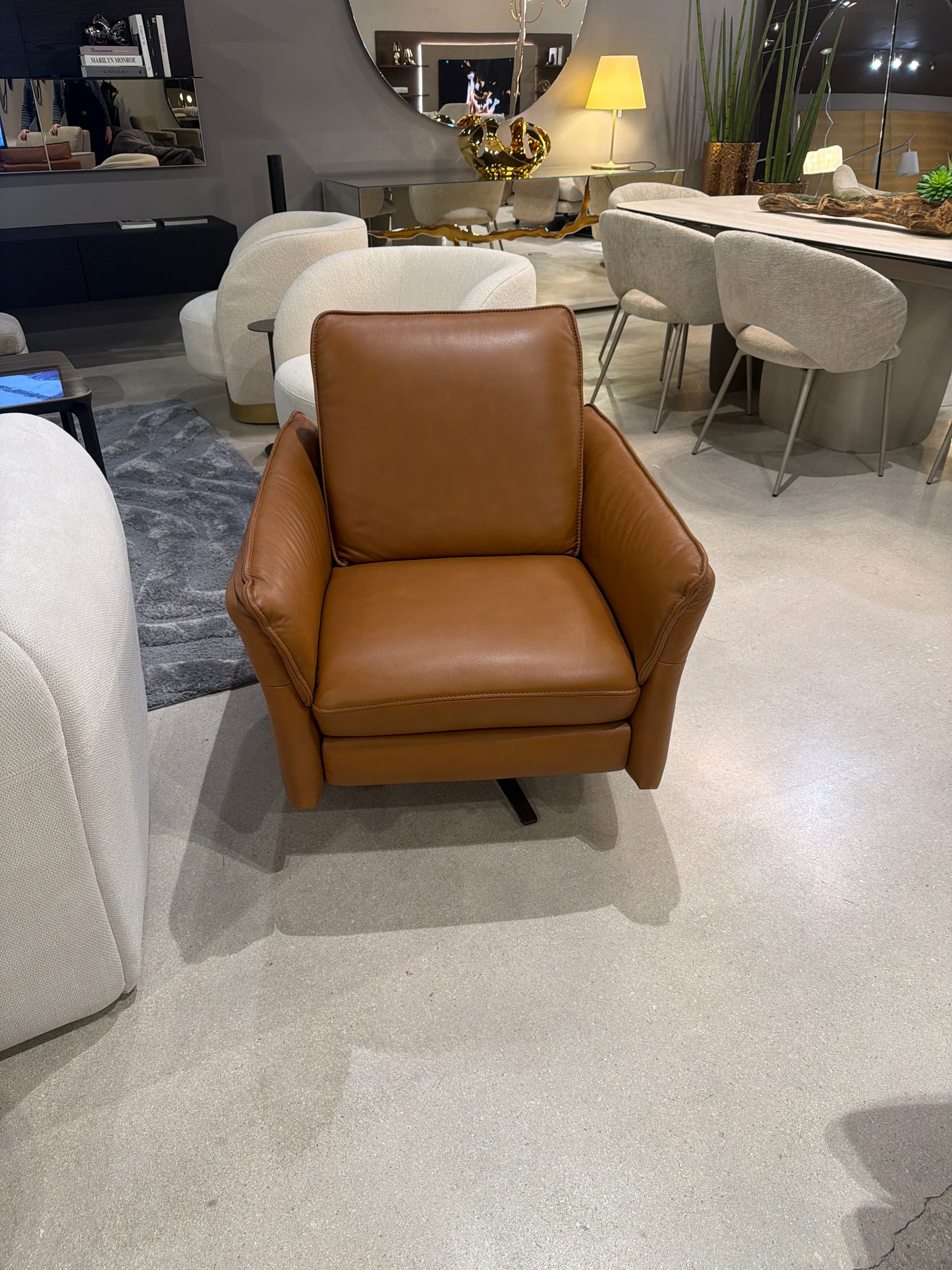 Himola Pelican Recliner Chair