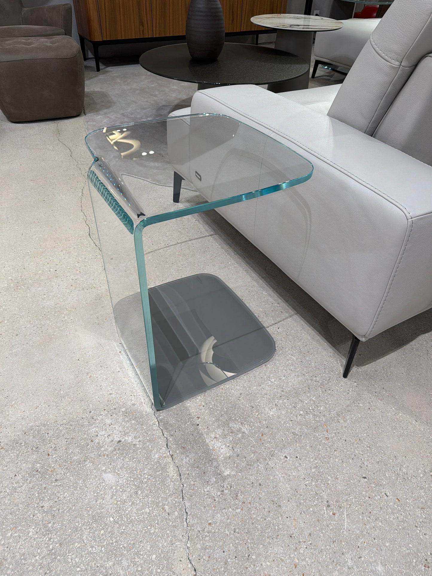 Sovet Clear Glass side C table