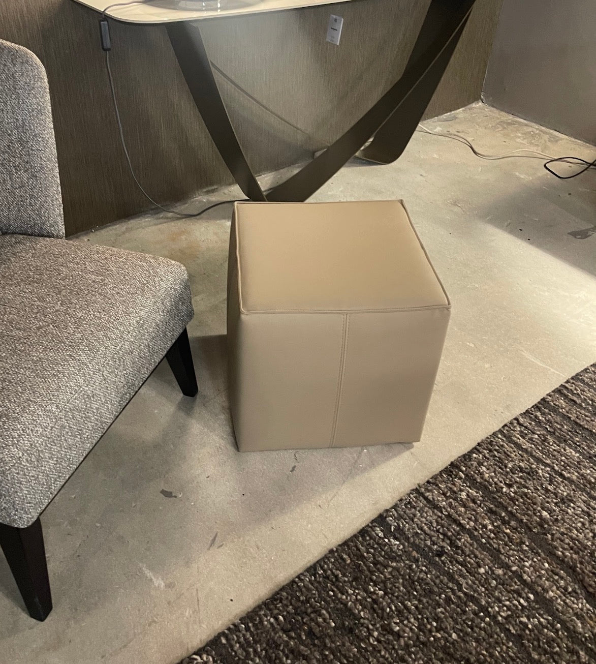 Bontempi Uchi Leather Pouf