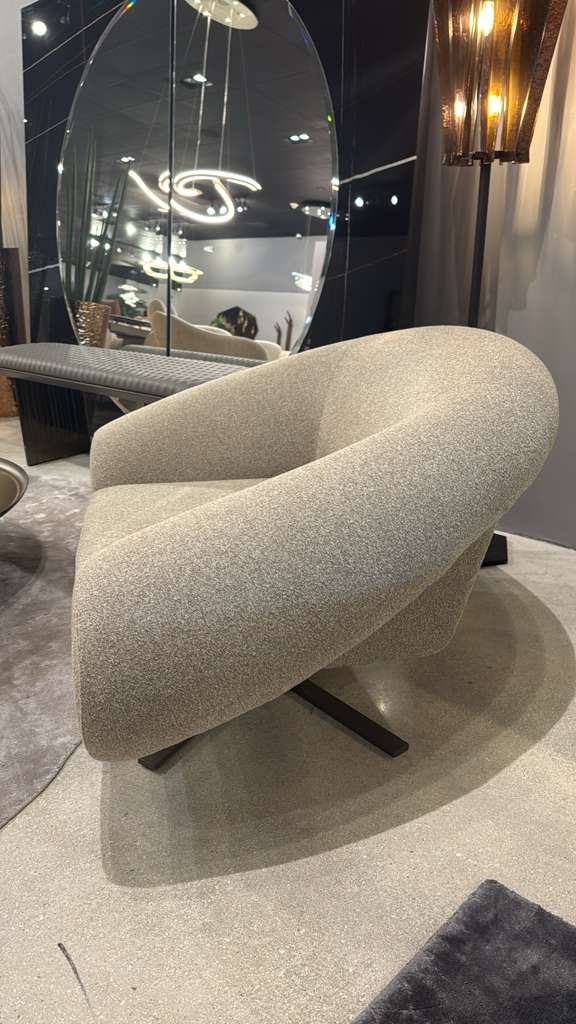 Il Loft Airstrike Accent Swivel Chair
