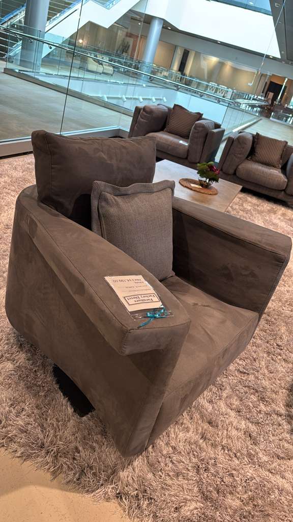 Il Loft Antelope Arm Chair In Fabric