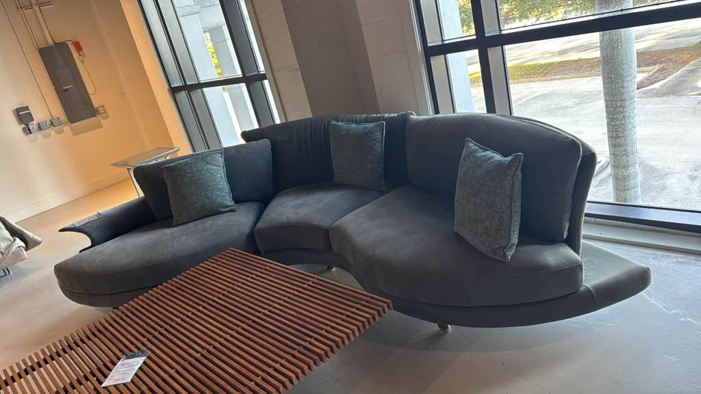 Il Loft SuperRoy S Shaped In Pale Blue in Nabuk Leather