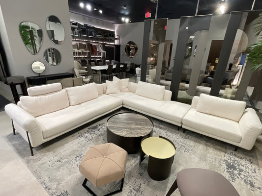 Nicoline Penta Sofa/ Sectional in White